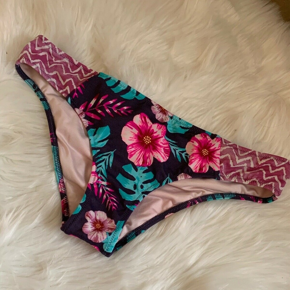 Shade & Shore Floral Cheeky Bikini Bottoms Medium